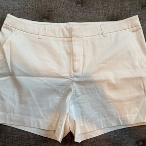 VENUS White Women's Shorts